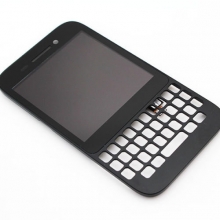     BlackBerry q5  